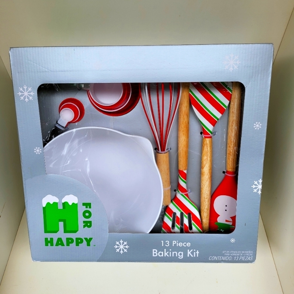 New Baking Kitchen Tools Set Christmas Holiday Theme
